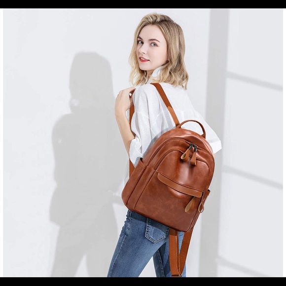 Nwt Womens Smooth Leather Travel Backpack Purse - Picture 3 of 3